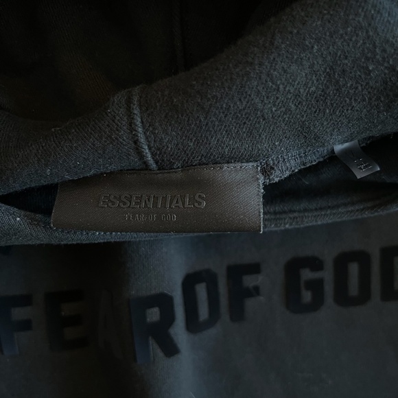 Essentials Fear Of God Unisex Sweatshirt Hoodie 3D Logo Black MEDIUM RN090233 - Picture 3 of 9